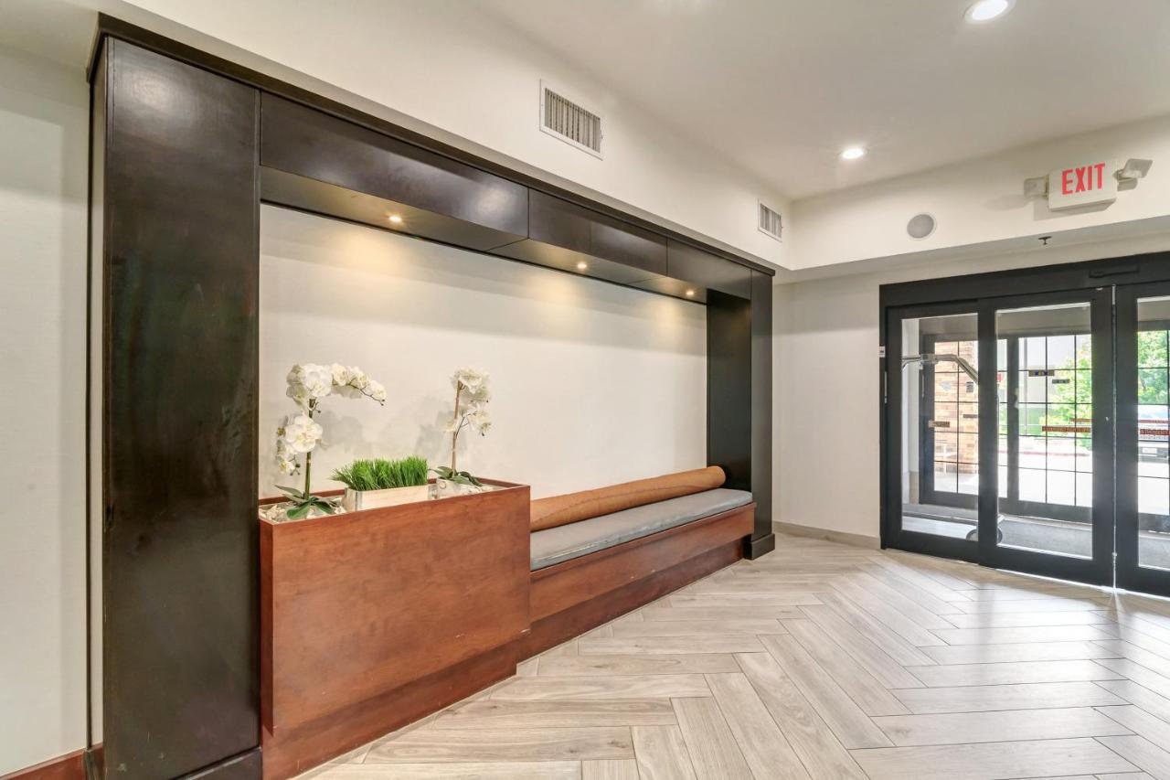 Staybridge Suites Tyler University Area By Ihg Extérieur photo