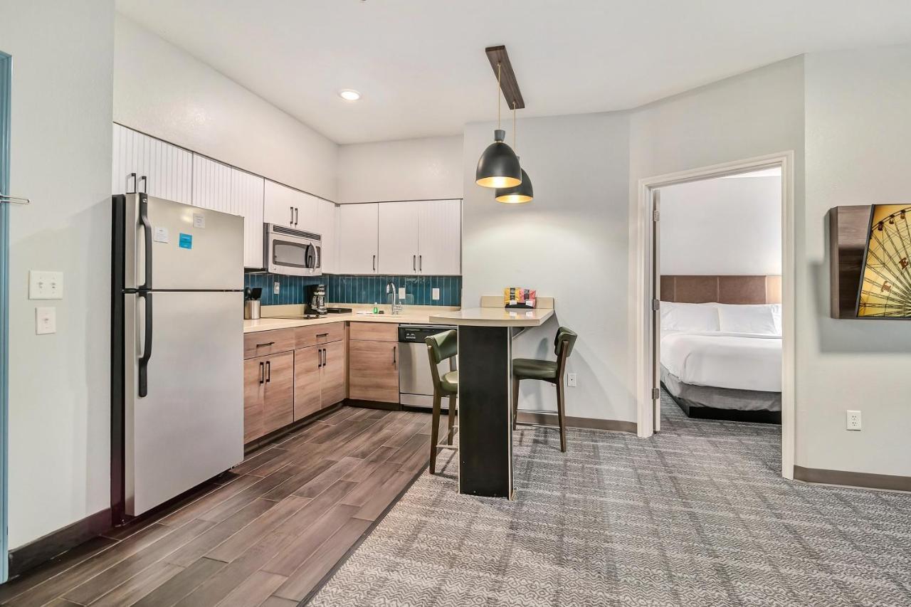 Staybridge Suites Tyler University Area By Ihg Extérieur photo